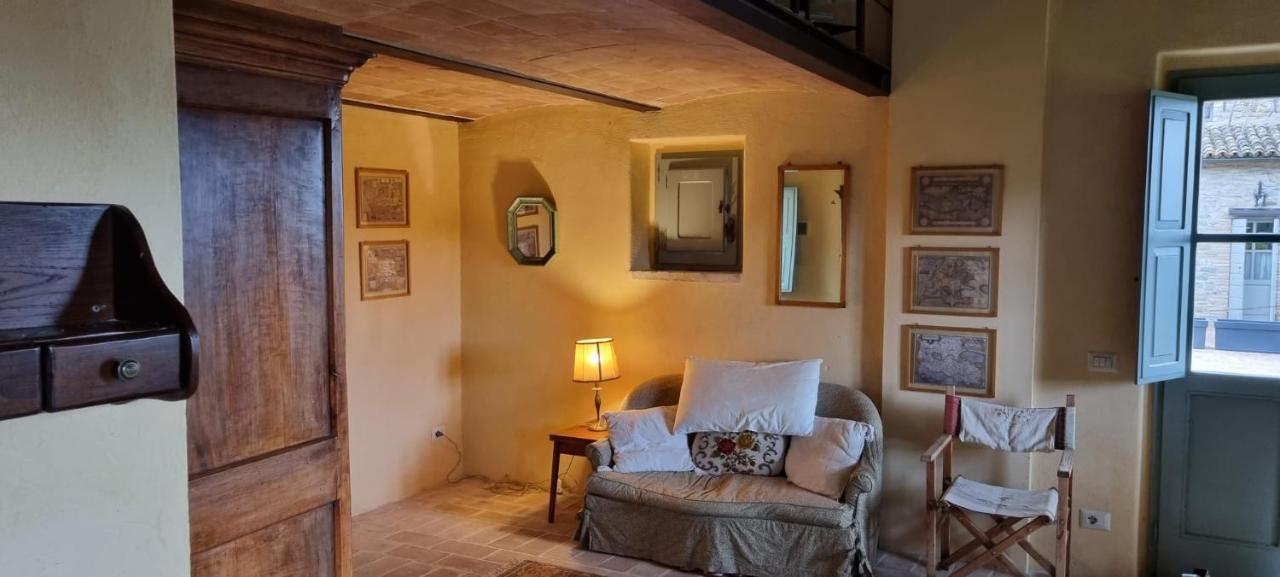 Borgo Cardaneto Bed & Breakfast Montone  Dış mekan fotoğraf